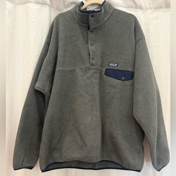 Patagonia Other - NWT Men's Patagonia Lightweight Synchilla® Snap-T® Fleece Pullover Grey & Navy